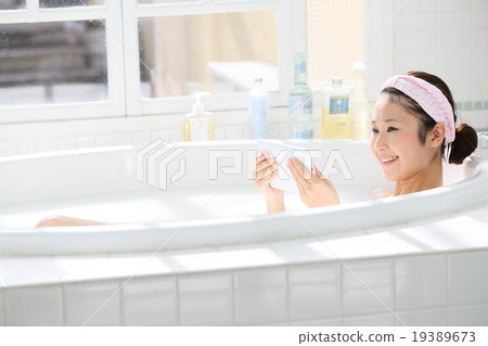 Bath time Bath time 19389673