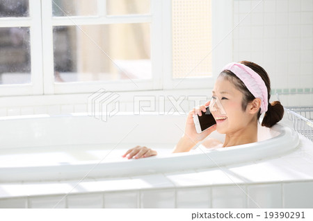 Bath time Bath time 19390291