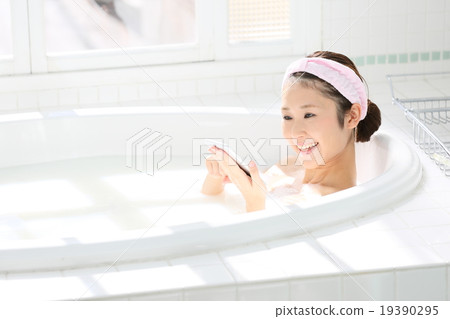 Bath time Bath time 19390295