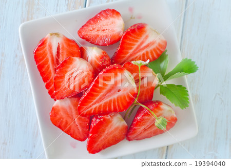 strawberry 19394040