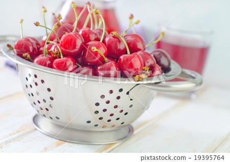cherry cherry 19395764