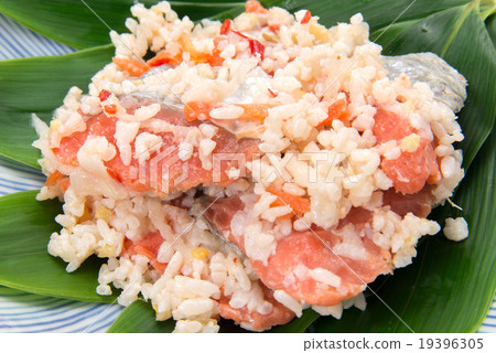 Sushi salmon rice sushi 19396305