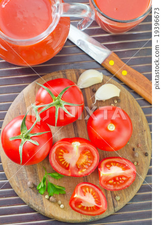 tomato tomato 19396673