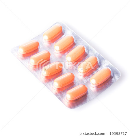 pills of medical isolated on white background pills of medical isolated on white background 19398717