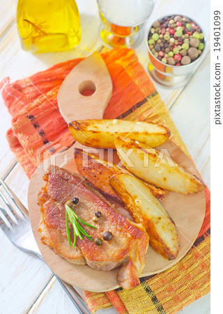 fried meat with potato fried meat with potato 19401099