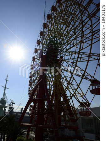 Mosaic Ferris Wheel Mosaic Ferris Wheel 19401178