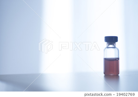 Phials of insulin medication bottle Phials of insulin medication bottle 19402769