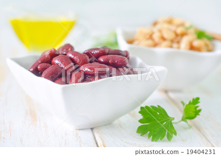 red and white beans red and white beans 19404231