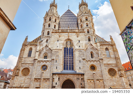Facade of St. Stephen's Cathedral Facade of St. Stephen's Cathedral 19405350