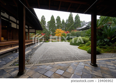 Hojo garden viewing from the corridor, Konpaku of autumn Anagachi Nogami, Kyotanabe, Kyoto Hojo garden viewing from the corridor, Konpaku of autumn Anagachi Nogami, Kyotanabe, Kyoto 19406902