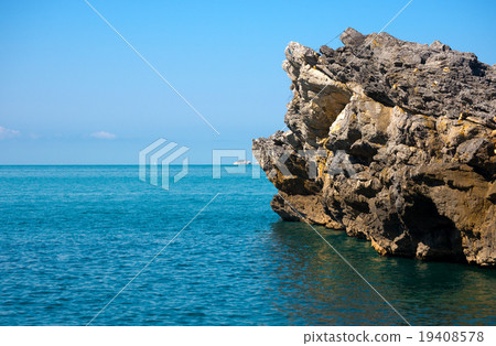 Cliffs in the Gulf of La Spezia - Liguria Italy 19408578