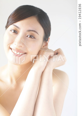 Natural Beauty Natural Beauty 19412836