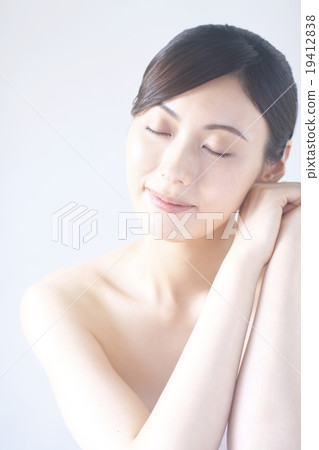 Natural Beauty Natural Beauty 19412838