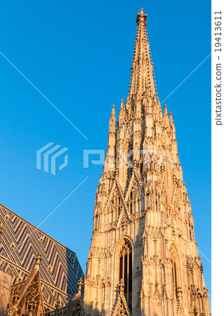 Spire of St. Stephen Cathedral or Stephansdom 19413611
