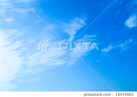 Sky Creep Cloud Muscle Cloud Streak Cloud Copy Space Bright Sky Winter Sky Sky Image Background Material Sky Creep Cloud Muscle Cloud Streak Cloud Copy Space Bright Sky Winter Sky Sky Image Background Material 19414065