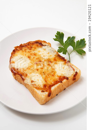 Cheese toast 19420121