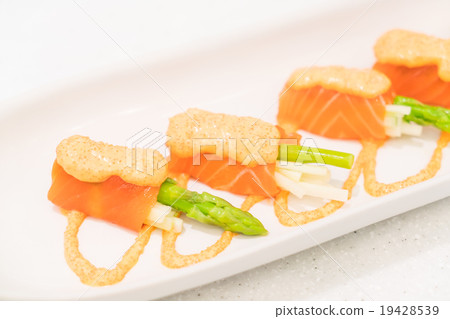 Salmon Roll asparagus Salmon Roll asparagus 19428539