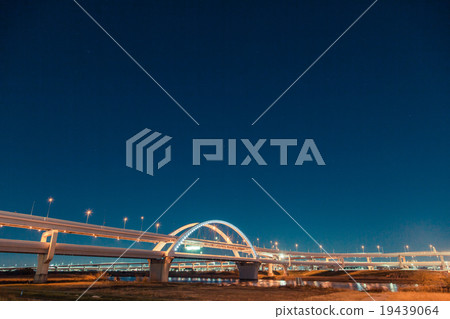 Night view of Jiangbei junction Capital high speed 19439064