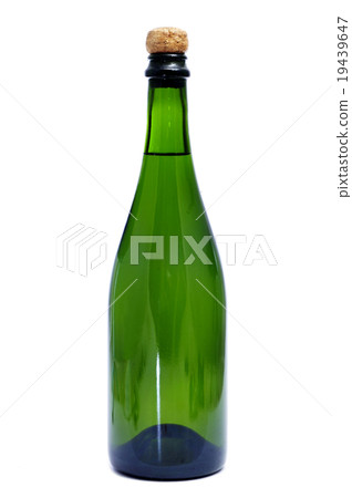 cava, spanish champagne 19439647