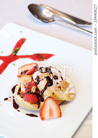 dessert dessert 19440627