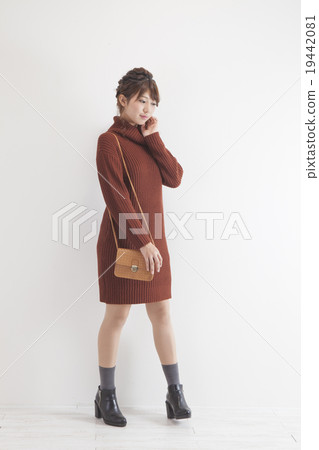 年輕的女士的肖像 19442081