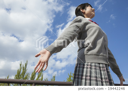high school girl  19442246