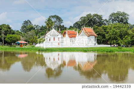 Ancient Thai temple, Thailand 19442339