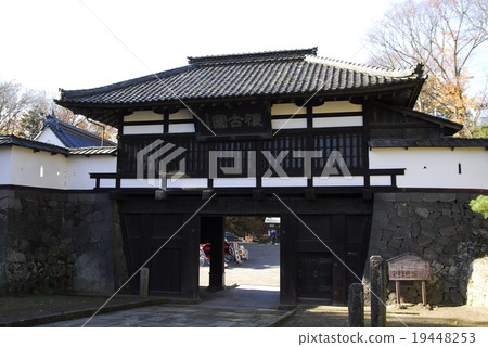 老式的花園 老式的花園 19448253