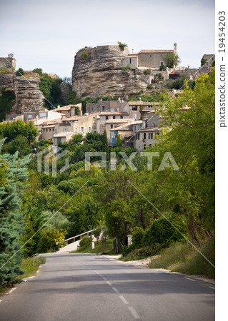 Saignon village view in Provence, France Saignon village view in Provence, France 19454203