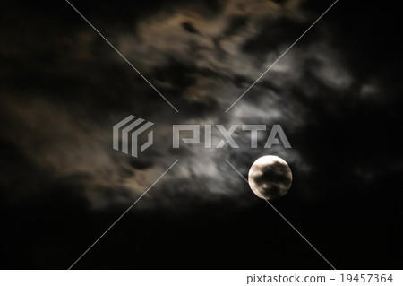 Full moon in the cloud Full moon in the cloud 19457364