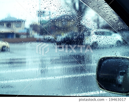 雨停車場 19463017