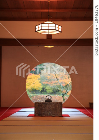 Kamakura Aketsukinin的圓窗 19463276
