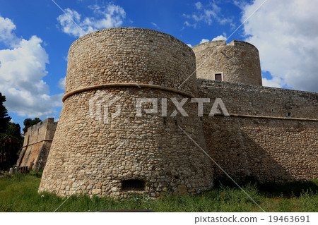 the castle Castel of Manfredonia, Apulia, Italy 19463691