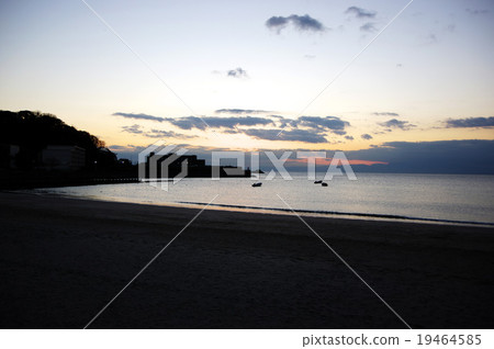 Evening scenery of the Zushi coast 2 19464585