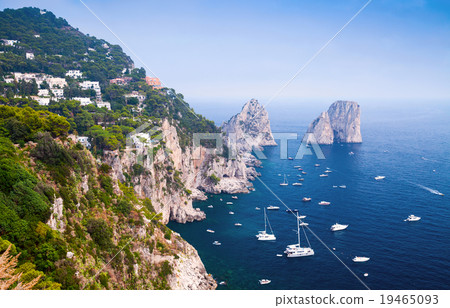 Capri island, Italy. Mediterranean Sea Coast 19465093
