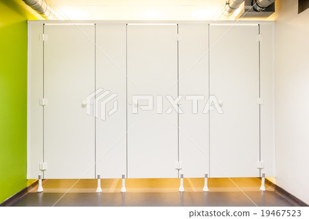 Toilets and skin 19467523