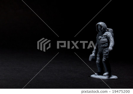 宇航員去上班 19475200