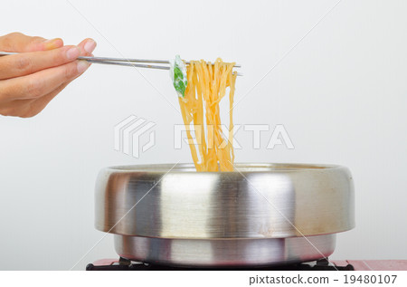 Chopsticks, noodles 19480107