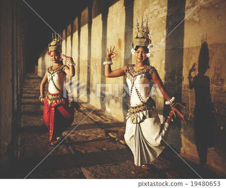 Aspara Dancers at Angkor Wat Traditional Concept Aspara Dancers at Angkor Wat Traditional Concept 19480653