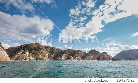 Urayasu coast 19487582