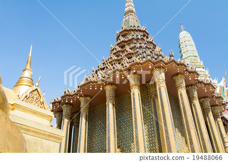 曼谷，泰國的寺廟圖像 19488066