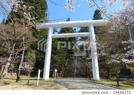 Spring Tsu shrine Spring Tsu shrine 19488373