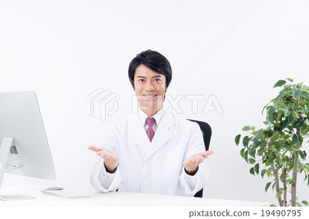 一件白大褂男 19490795