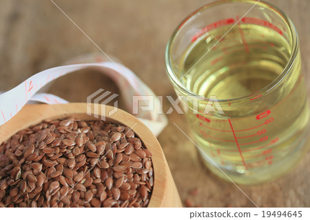 Linseed oil and flax seeds Linseed oil and flax seeds 19494645