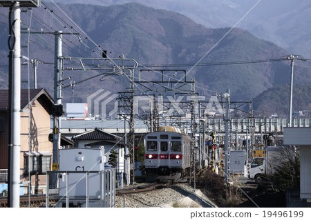 A train running through Shinshu in early winter 19496199
