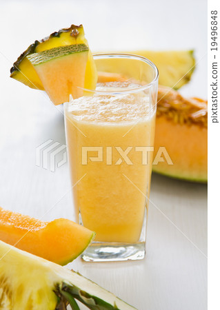Cantaloupe with Pineapple smoothie 19496848