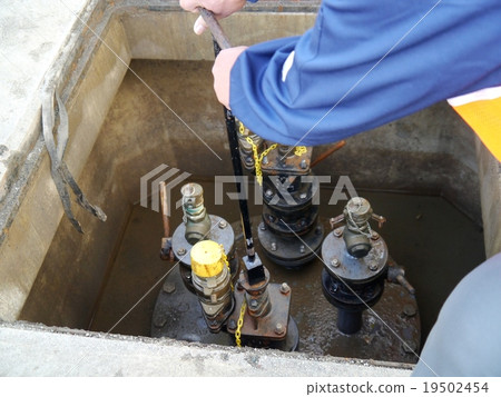 Disaster prevention drill Underground water tank Internal fire hydrant 19502454