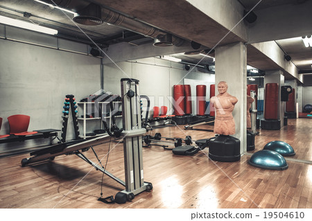 boxing area in the gym 19504610