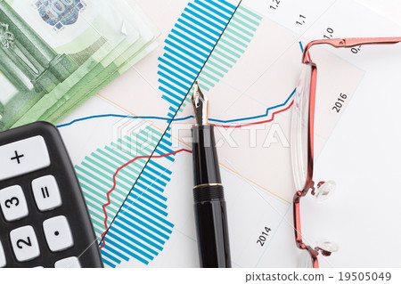 Euro and fountain pen Euro and fountain pen 19505049