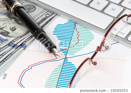 Dollars and fountain pen Dollars and fountain pen 19505053